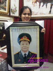 tranh-theu-chan-dung