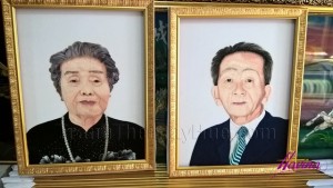 Tranh Thêu Chân Dung Ba Mẹ TGĐ Cty Phi Kha